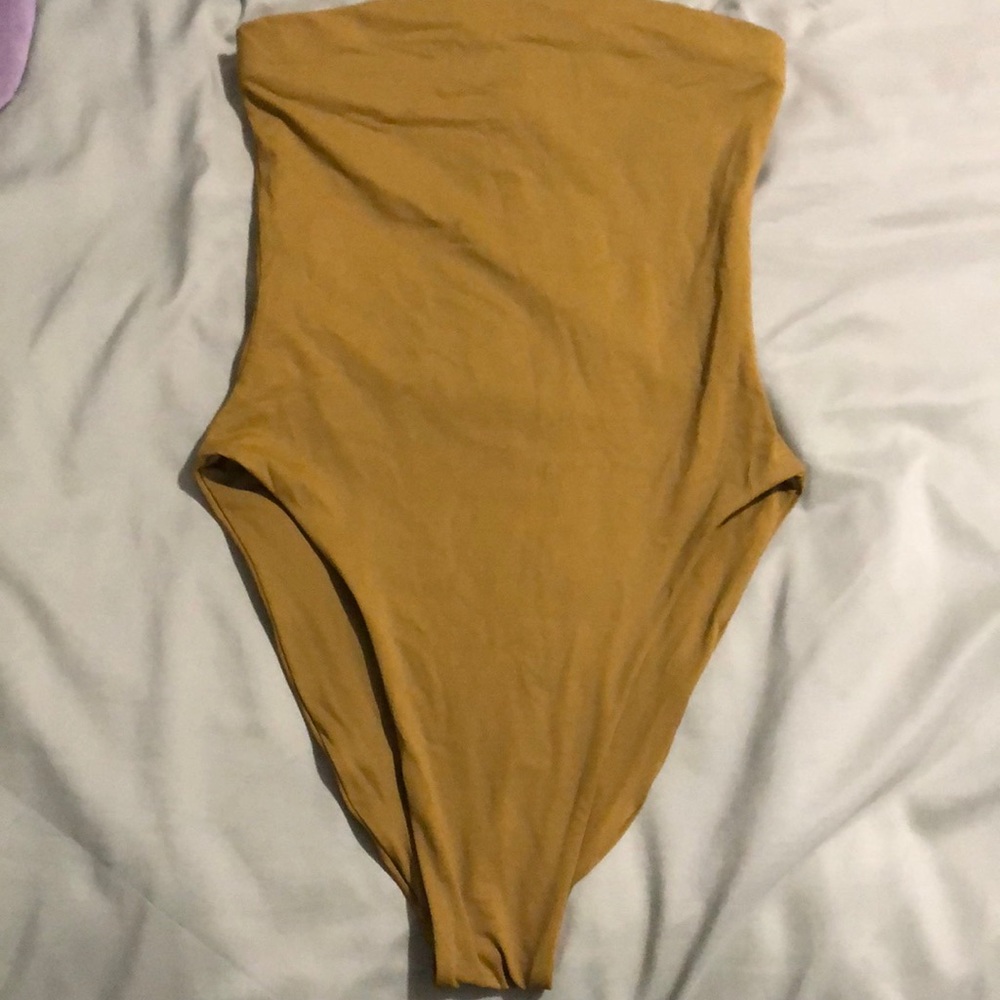 Toast strapless one piece